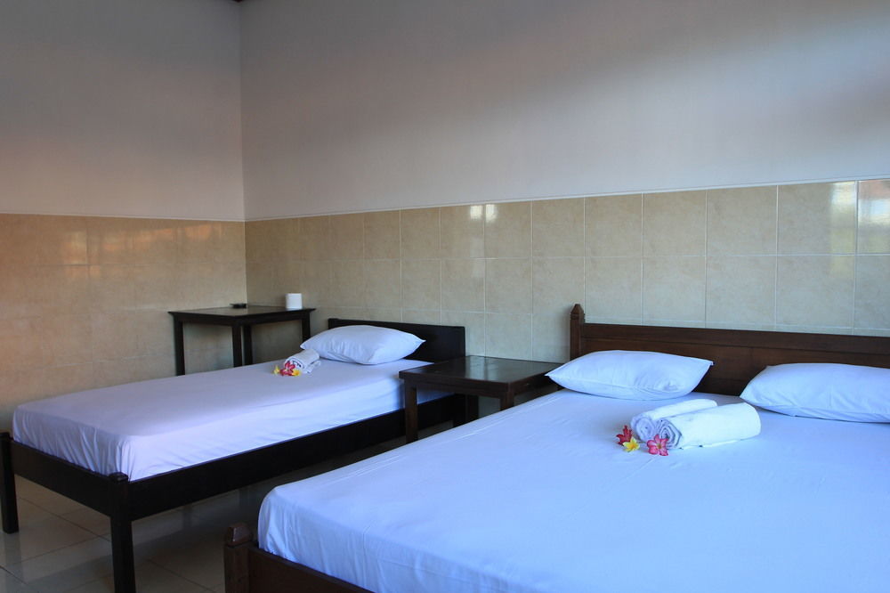 Cempaka 3 Losmen Kuta Lombok Zewnętrze zdjęcie